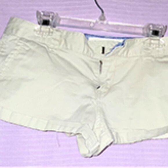 NWT Aeropostale Light Tan Short Twill Stretch Shorts Cuffed Hem Juniors … - Picture 3 of 7